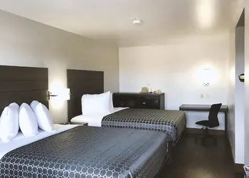 Americas Best Value Inn & Suites San Antonio Arena District hotel thumbnail 3