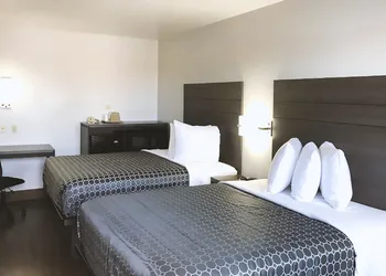 Americas Best Value Inn & Suites San Antonio Arena District hotel thumbnail 7