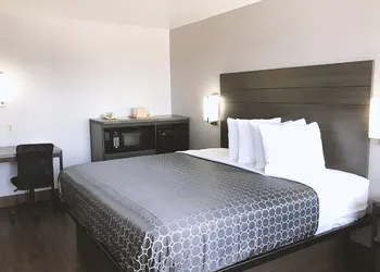 Americas Best Value Inn & Suites San Antonio Arena District hotel thumbnail 8