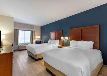 Comfort Inn & Suites Bennett hotel thumbnail 7