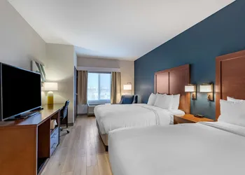 Comfort Inn & Suites Bennett hotel thumbnail 8