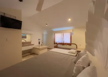 Hotel Oasis hotel thumbnail 7
