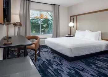 Fairfield Inn & Suites by Marriott Albertville hotel thumbnail 5