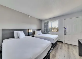 Motel 6 Austin, TX - Airport - South hotel thumbnail 8
