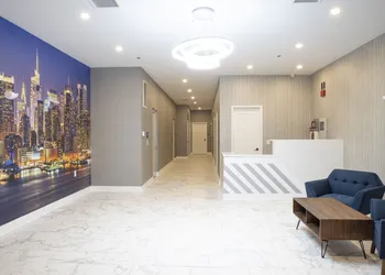 Peachtree Suites hotel thumbnail 2