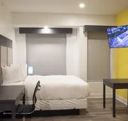 Peachtree Suites hotel detail image 4