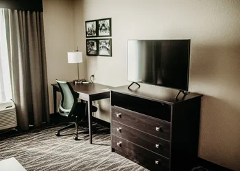 Cobblestone Hotel & Suites - International Falls hotel thumbnail 6