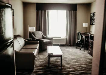 Cobblestone Hotel & Suites - International Falls hotel thumbnail 7