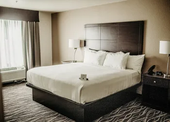 Cobblestone Hotel & Suites - International Falls hotel thumbnail 8