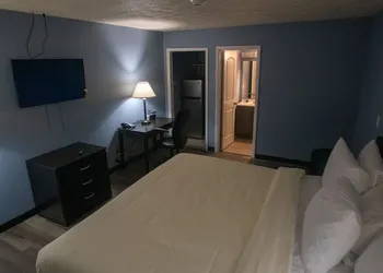 Ashley Motel hotel thumbnail 4