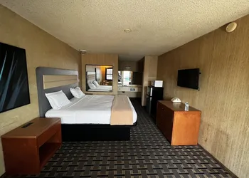 Casa Playa Inn & Suites Stanton Anaheim Area hotel thumbnail 2