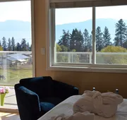 Salish Bed & Breakfast and Spa hotel detail image 5