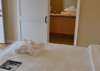 Salish Bed & Breakfast and Spa hotel thumbnail 7