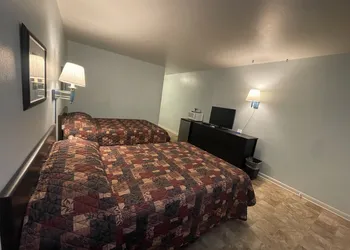 Sky Inn hotel thumbnail 5