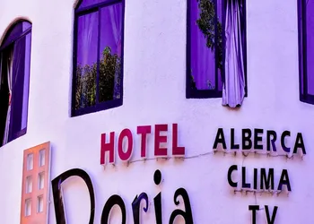 HM Dora II hotel thumbnail 8