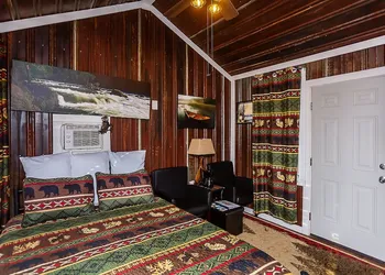 Yowie Cabin hotel thumbnail 3