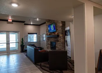Cobblestone Inn & Suites - Springfield hotel thumbnail 5