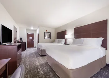 Cobblestone Inn & Suites-Fremont hotel thumbnail 7