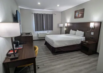 Econo Lodge hotel thumbnail 5