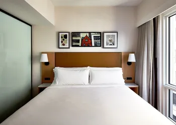 Hotel Indigo NYC Financial District by IHG hotel thumbnail 7