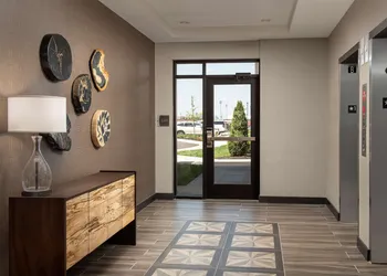 Homewood Suites By Hilton Louisville Airport hotel thumbnail 2