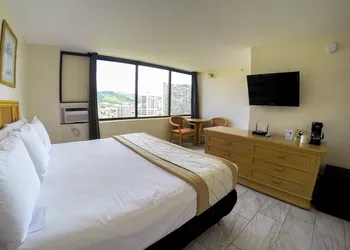 Waikiki Monarch Hotel hotel thumbnail 5