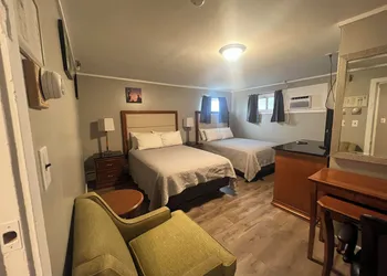 Vacationland Inn & Suites hotel thumbnail 7