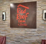 Red Roof Inn & Suites Newport – Middletown, RI hotel detail image 3
