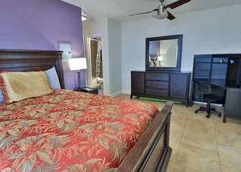 Driftwood Beach Motel hotel thumbnail 7