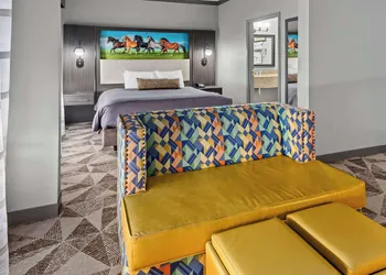 Big Country Hotel & Suites, SureStay Collection by BW hotel thumbnail 4