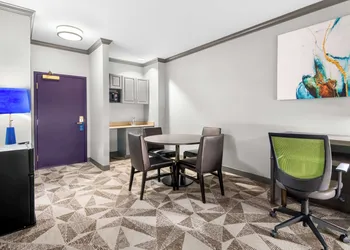 Big Country Hotel & Suites, SureStay Collection by BW hotel thumbnail 5