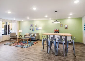 WoodSpring Suites Greensboro - High Point North hotel thumbnail 2
