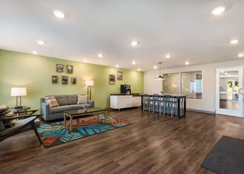 WoodSpring Suites Greensboro - High Point North hotel thumbnail 3