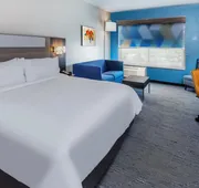 Holiday Inn Express & Suites Houston SW - Rosenberg by IHG hotel detail image 7