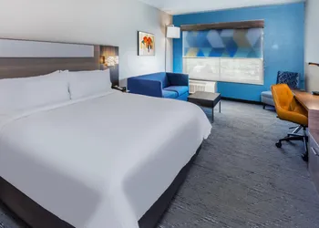 Holiday Inn Express & Suites Houston SW - Rosenberg by IHG hotel thumbnail 7