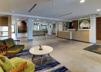 Fairfield Inn & Suites by Marriott Southport hotel thumbnail 3