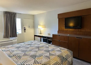 Motel 6 Forrest City, AR hotel thumbnail 8