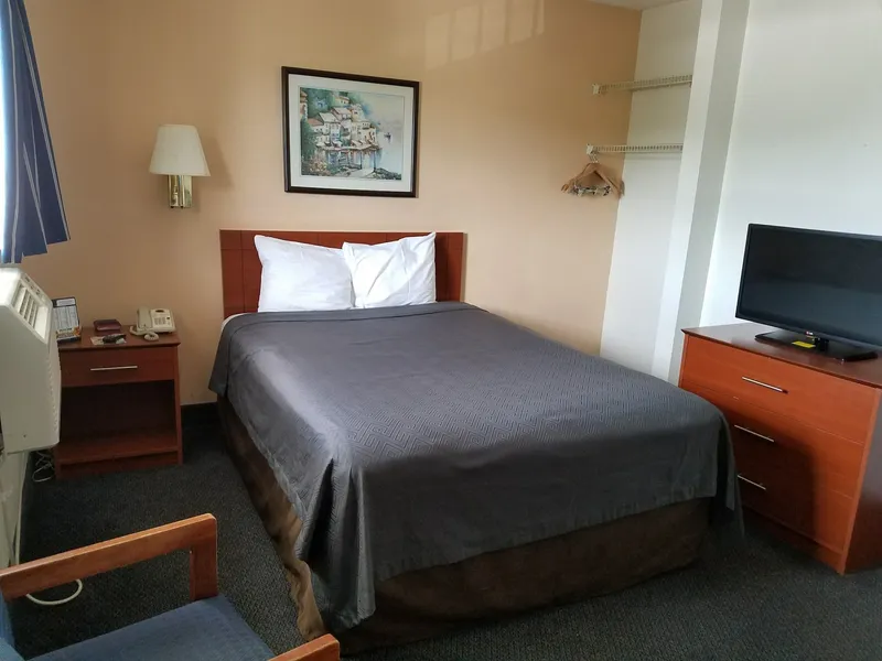 Studio 6 Extended Stay - Jacksonville, FL - South hotel detail image 6