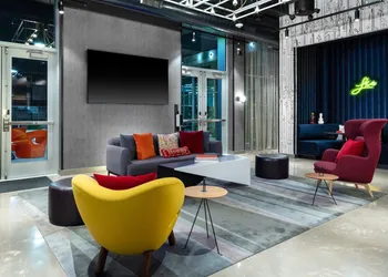 Aloft Dallas Arlington South hotel thumbnail 2