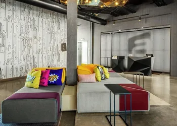 Aloft Dallas Arlington South hotel thumbnail 3