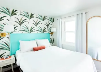 Royal Palms Motel hotel thumbnail 4