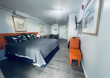 SHIPS INN Hotel hotel thumbnail 7