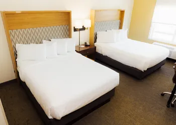 Holiday Inn Hotel & Suites Hopkinsville - Convention Ctr by IHG hotel thumbnail 6