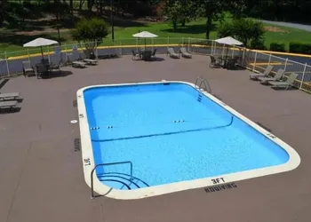 High Point Arcadia Inn hotel thumbnail 7
