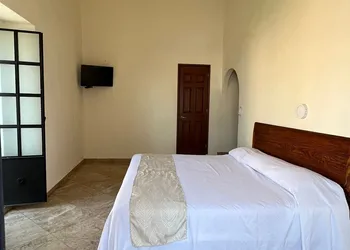 Hotel Catedral Cuernavaca hotel thumbnail 5
