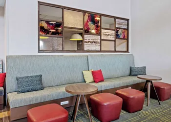 Hampton Inn & Suites Cincinnati West hotel thumbnail 3