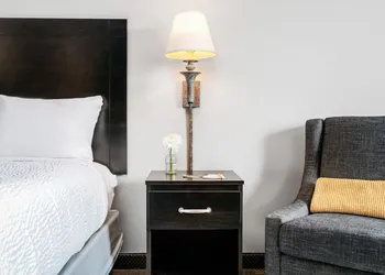 Hotel One75 hotel thumbnail 7