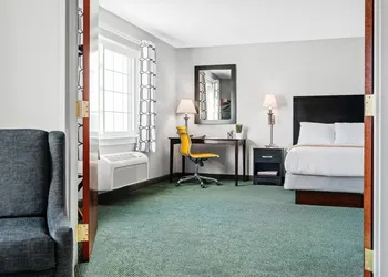 Hotel One75 hotel thumbnail 8