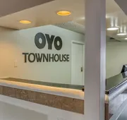 OYO Townhouse Tulsa Woodland Hills hotel detail image 3
