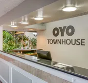 OYO Townhouse Tulsa Woodland Hills hotel detail image 4